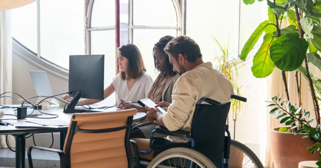 אנשים עם מוגבלויות